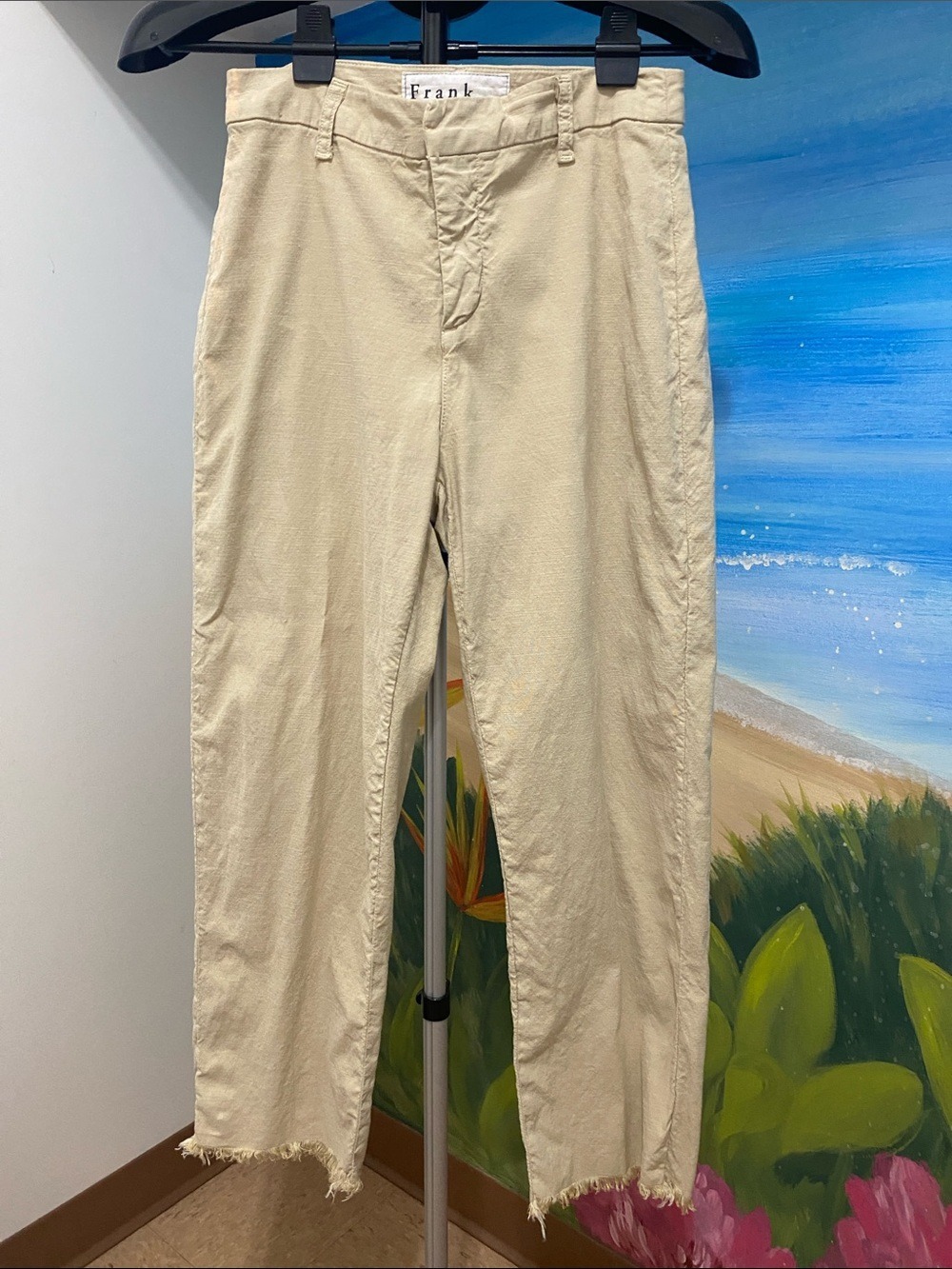 Frank & Eileen Cream Straight-Leg Capris